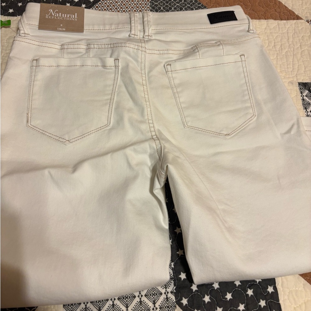 Natural Reflections Cream (Ecru) “Camp Side” Skimmer Capris - Picture 12 of 13